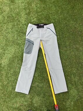 Arc'teryx Men's Light Gray Outdoor Softshell Cargo Pants